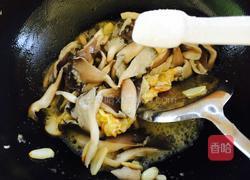 平菇鸡蛋的做法图解8