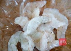 虾仁西芹腰果的做法图解3