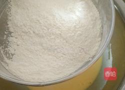 淡奶油杯子蛋糕的做法图解1