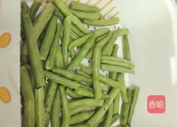 豆瓣酱炒刀豆的做法图解1