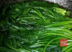 麻酱菠菜的做法图解1