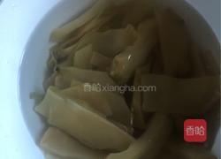 火腿肠炒榨菜的做法图解2