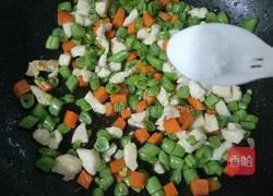 鸡肉炒四季豆的做法图解7