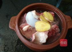 海带筒骨汤的做法图解3