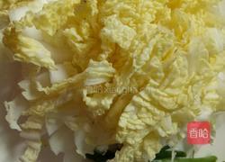 白菜炒年糕的做法图解2