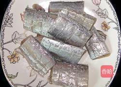 焖带鱼的做法图解3