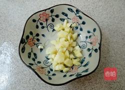 鱼干小炒水晶皮的做法图解3