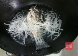 枸杞鲫鱼汤的做法图解5