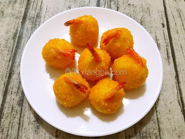 捞出沥干油分后即可食用