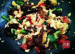 鸡蛋西红柿木耳的做法图解6