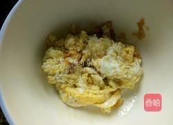 五彩火腿炒饭的做法图解3