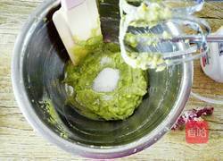 彩虹慕斯蛋糕的做法图解8