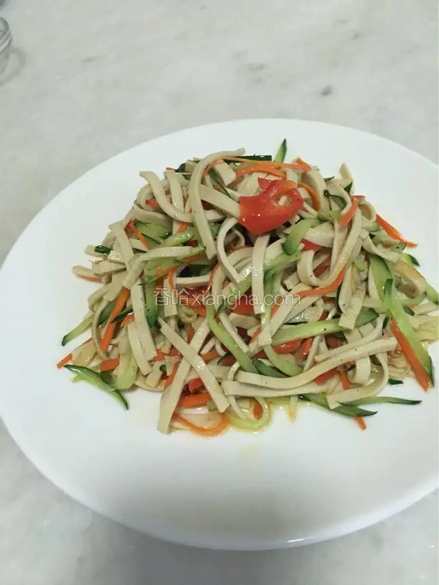 出锅装盘
