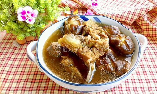 蘑菇炖排骨