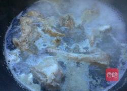 蘑菇炖排骨的做法图解3
