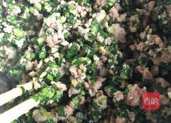 韭菜猪肉小笼包的做法图解5