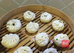 韭菜猪肉小笼包的做法图解7