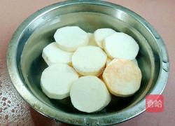 淮山鸡汤的做法图解2