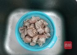 猪脚花生煲的做法图解5