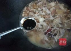 猪脚花生煲的做法图解12
