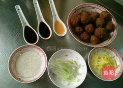 糖醋小肉丸的做法图解1