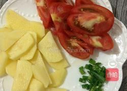 番茄土豆汤的做法图解2