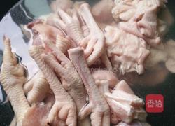 卤水猪脚的做法图解1