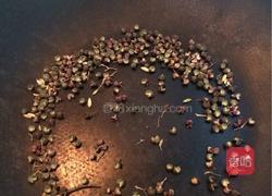 【香辣~水煮牛百叶黄喉】的做法图解3