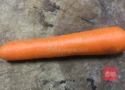 胡萝卜玫瑰花的做法图解2