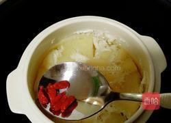 冰糖炖雪梨的做法图解8