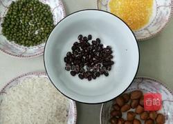 五谷杂粮粥的做法图解2