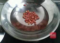 花生冰糖炖雪梨的做法图解6