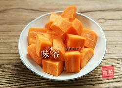 黄豆猪尾汤的做法图解4