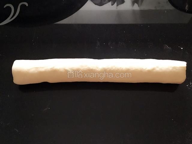 卷成条状