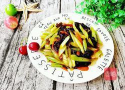 木耳炒芹菜的做法图解11