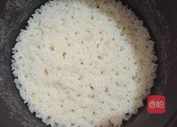 鸡蛋米饼的做法图解1