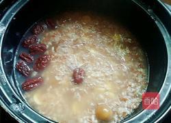 桂圆莲子粥的做法图解6