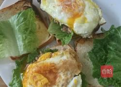 金枪鱼三明治及金枪鱼油醋汁沙拉的做法图解7