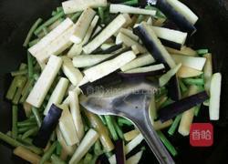 土豆茄子炖肉的做法图解10