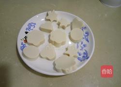 香肠豆腐的做法图解1