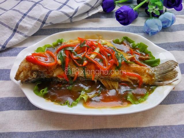 干烧鲈鱼