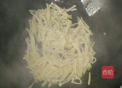 鸡蛋炒金针菇的做法图解4