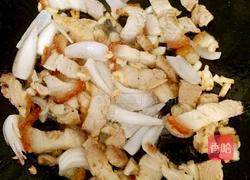 苦瓜炒烧肉的做法图解3