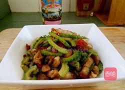 苦瓜炒烧肉的做法图解6
