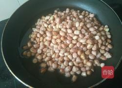 干炸花生米的做法图解2