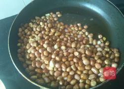 干炸花生米的做法图解3