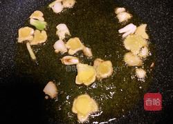 黄豆炖猪脚的做法图解6