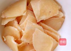 茄子炒肉片的做法图解1