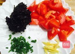 蕃茄紫菜蛋汤的做法图解2