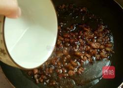 鸡蛋肉丁贝壳粉的做法图解10